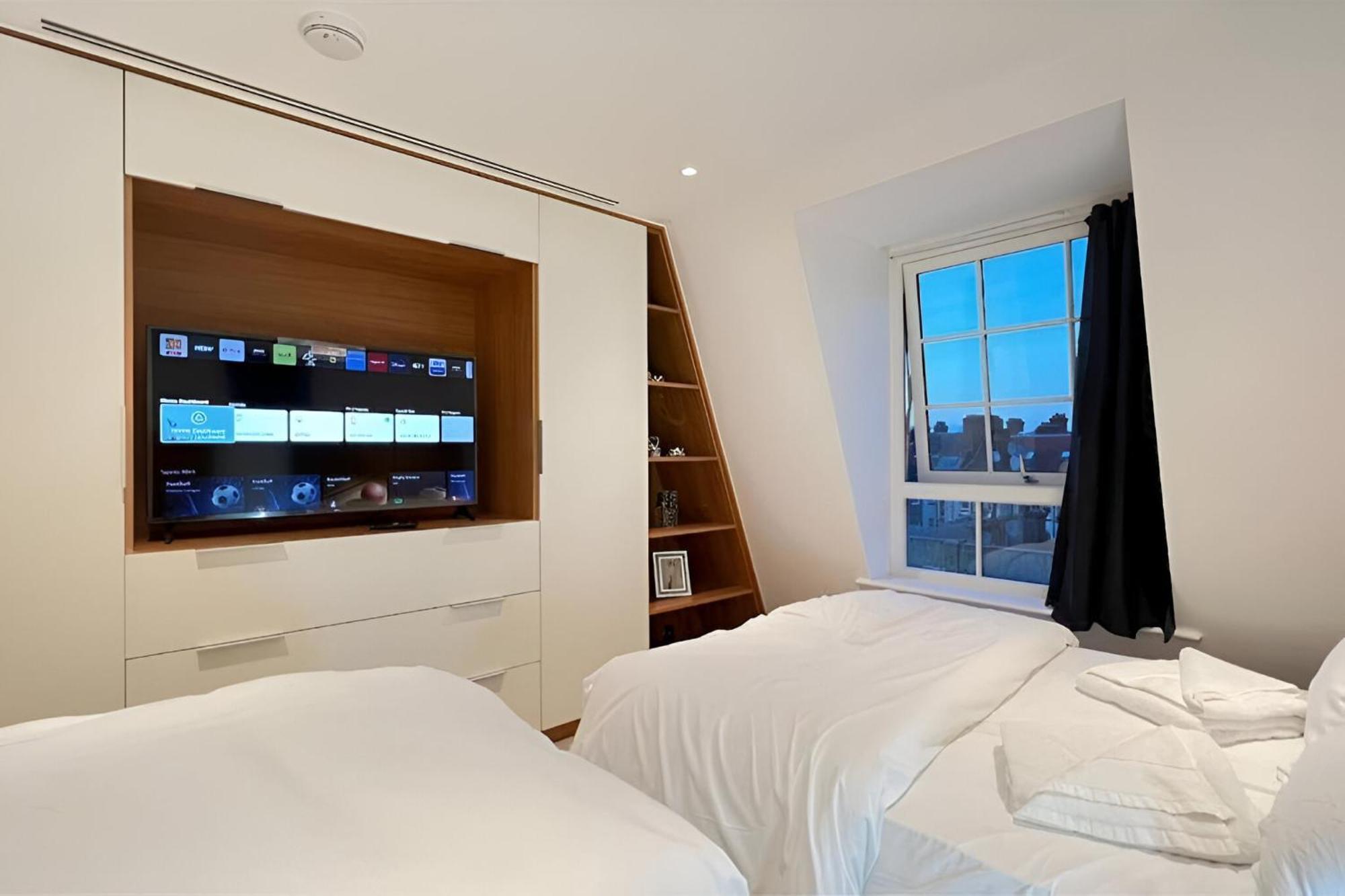 Marble Arch Penthouses With Skyline Views London Bagian luar foto