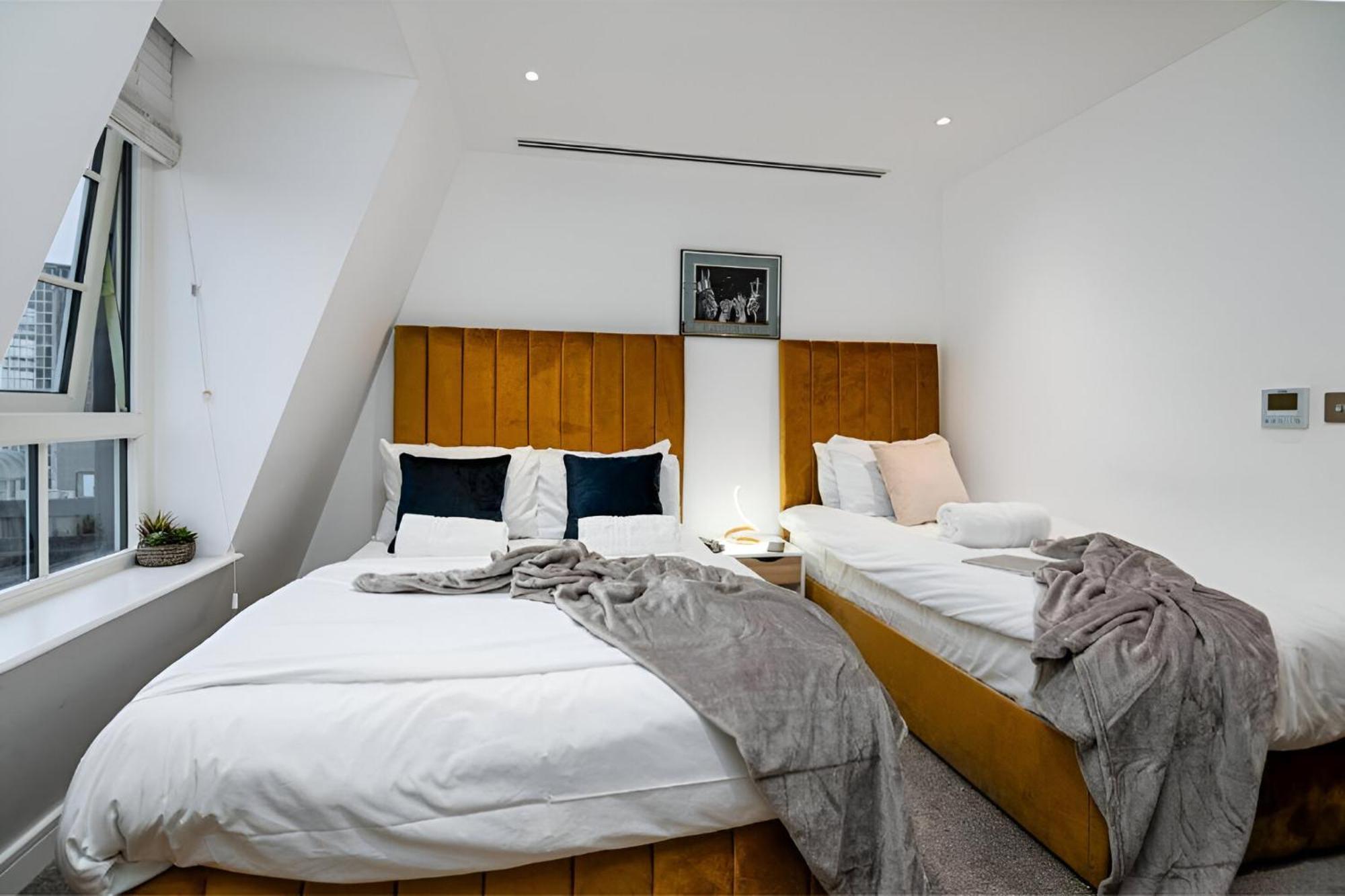 Marble Arch Penthouses With Skyline Views London Bagian luar foto