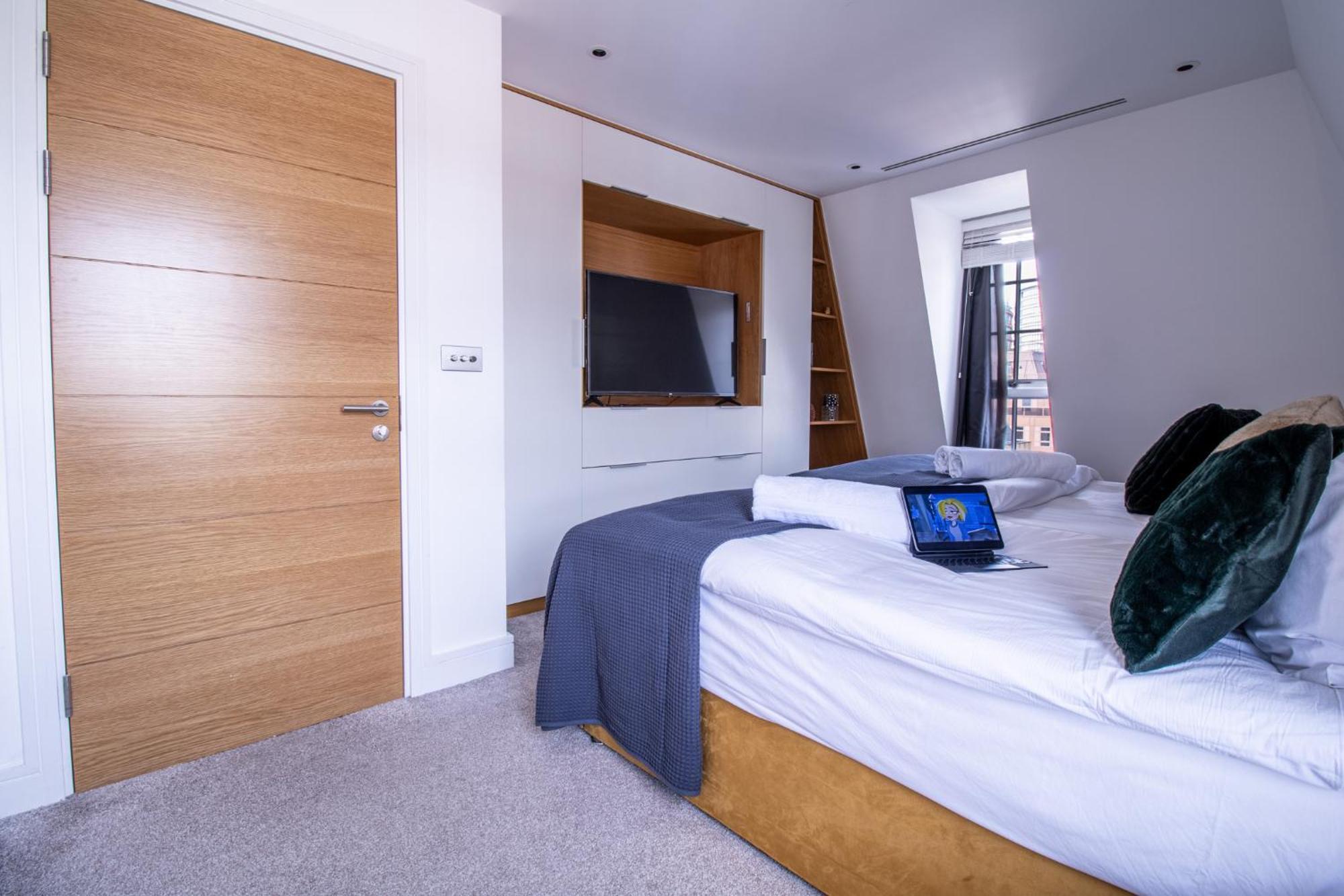 Marble Arch Penthouses With Skyline Views London Bagian luar foto